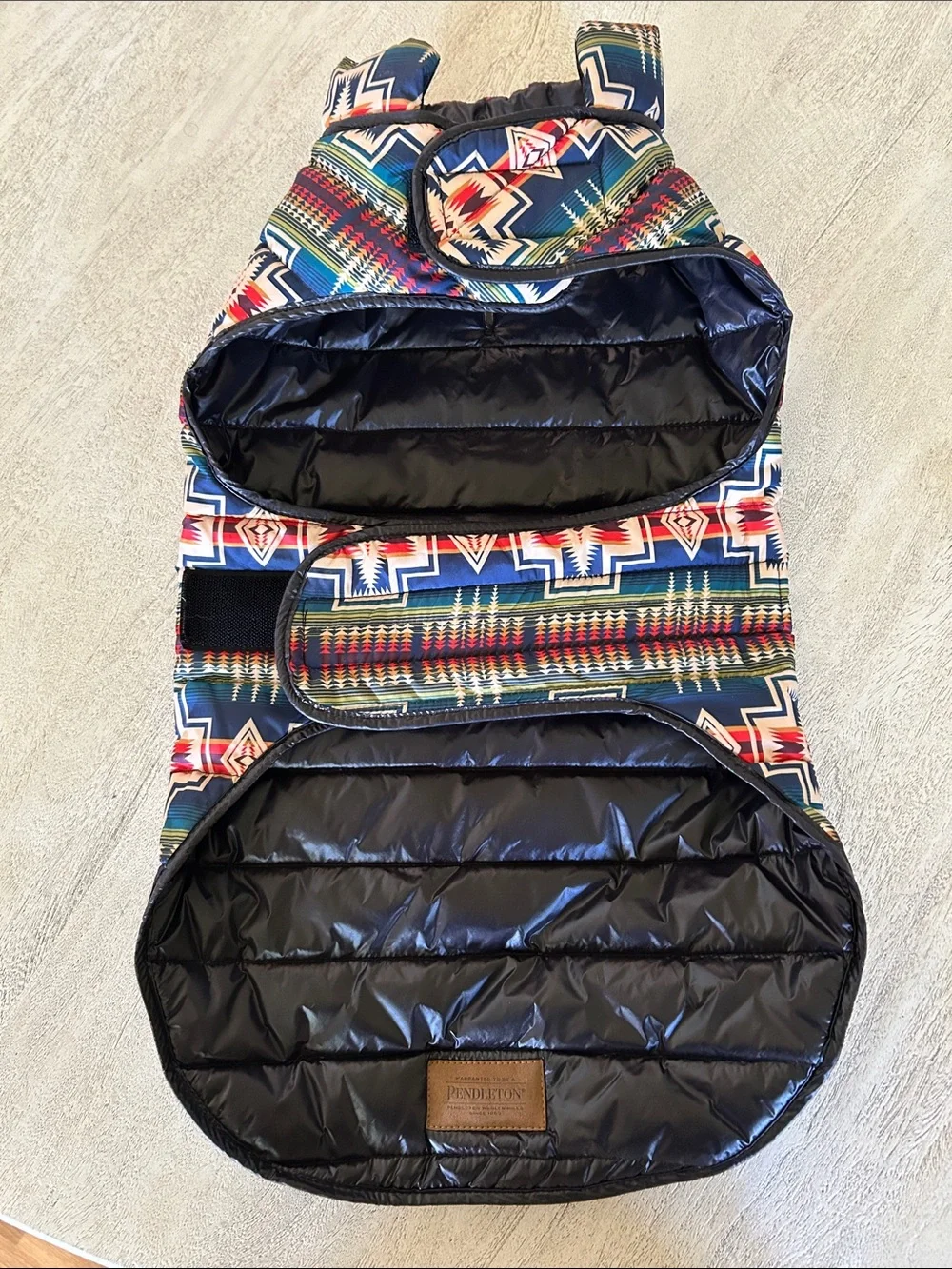 Pendleton Reversible Dog Puffer Coat - Cozy Winter Jacket for Dogs